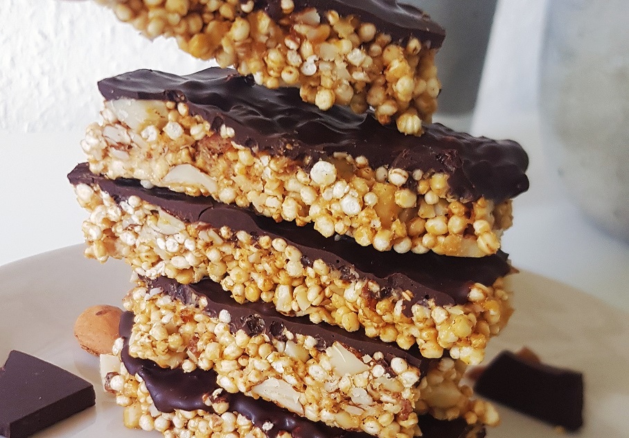 Vegane Quinoa Riegel mit Schokolade